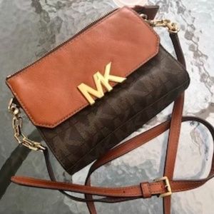 Michael Kors Crossbody Bag